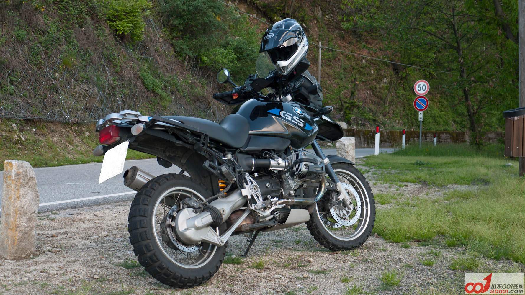 Pirelli Scorpion Rally.jpg