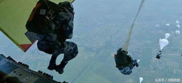 һ����Ƭ ʮ��ǰ�Ļ��� 5.12-7.jpg