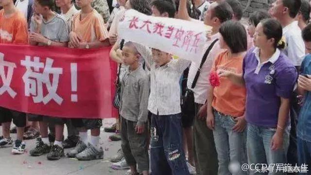 һ����Ƭ ʮ��ǰ�Ļ��� 5.12-36.jpg