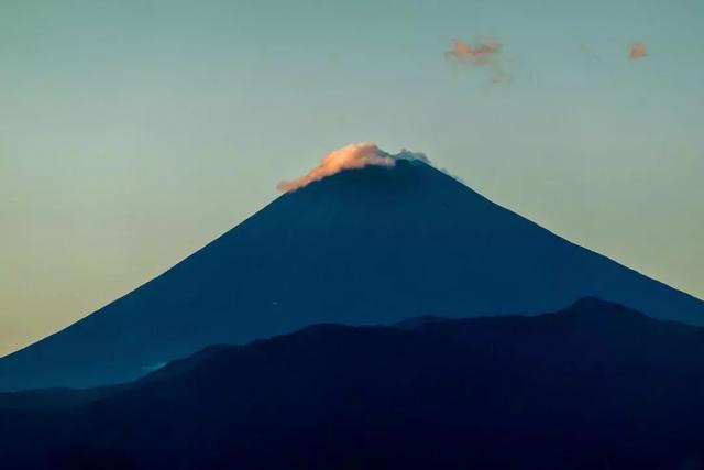 ��һ���ļ���حNINO SCHURTER���ձ�֮��-4.jpg