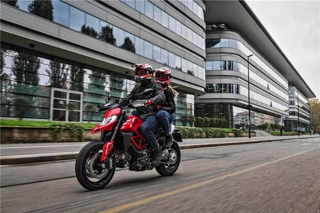 �����޾��������� �ſ���Hypermotard ����950��ʽ����-12.jpg