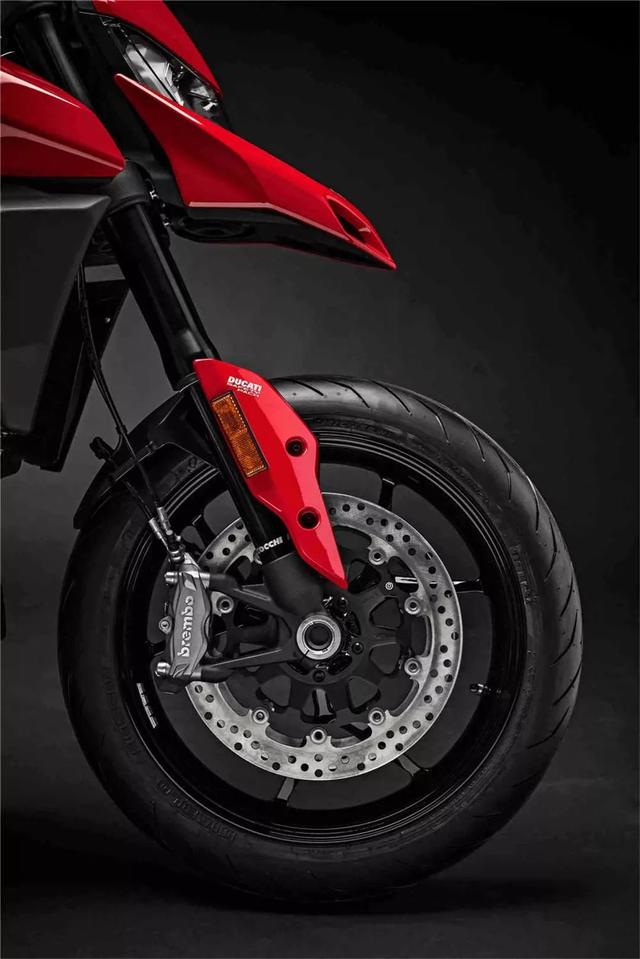 �����޾��������� �ſ���Hypermotard ����950��ʽ����-11.jpg