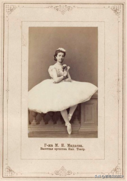 �������Ƭ 1865�����˹������Ů��Ա �����ж�Ư��-1.jpg