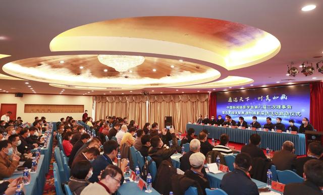 �й�������Ӱѧ��˽��������»� ��ȫ���ټ�ý��۽��������и����� ��Ӱ�ɷû�ڱ���ͨ�ݾ���-1.jpg