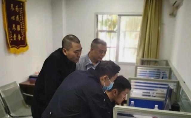 Ů���峿�ﳵ������������ �·������޼�ء������³�����Ŀ����-2.jpg