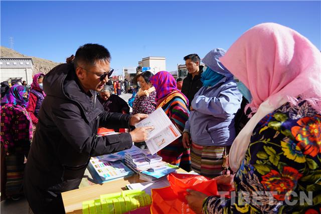 ��ͥԺ�� ������ ��ׯ��������ɭ���հ�Ǩ���õ�ġ�����������-7.jpg